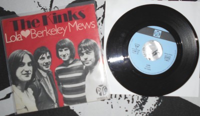 KINKS - Lola.JPG