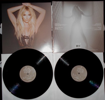 BRITNEY SPEARS - Golden (3).JPG